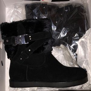 Guess boots